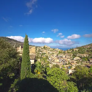 hostal-miramar-deia.allmallorcahotels.com/